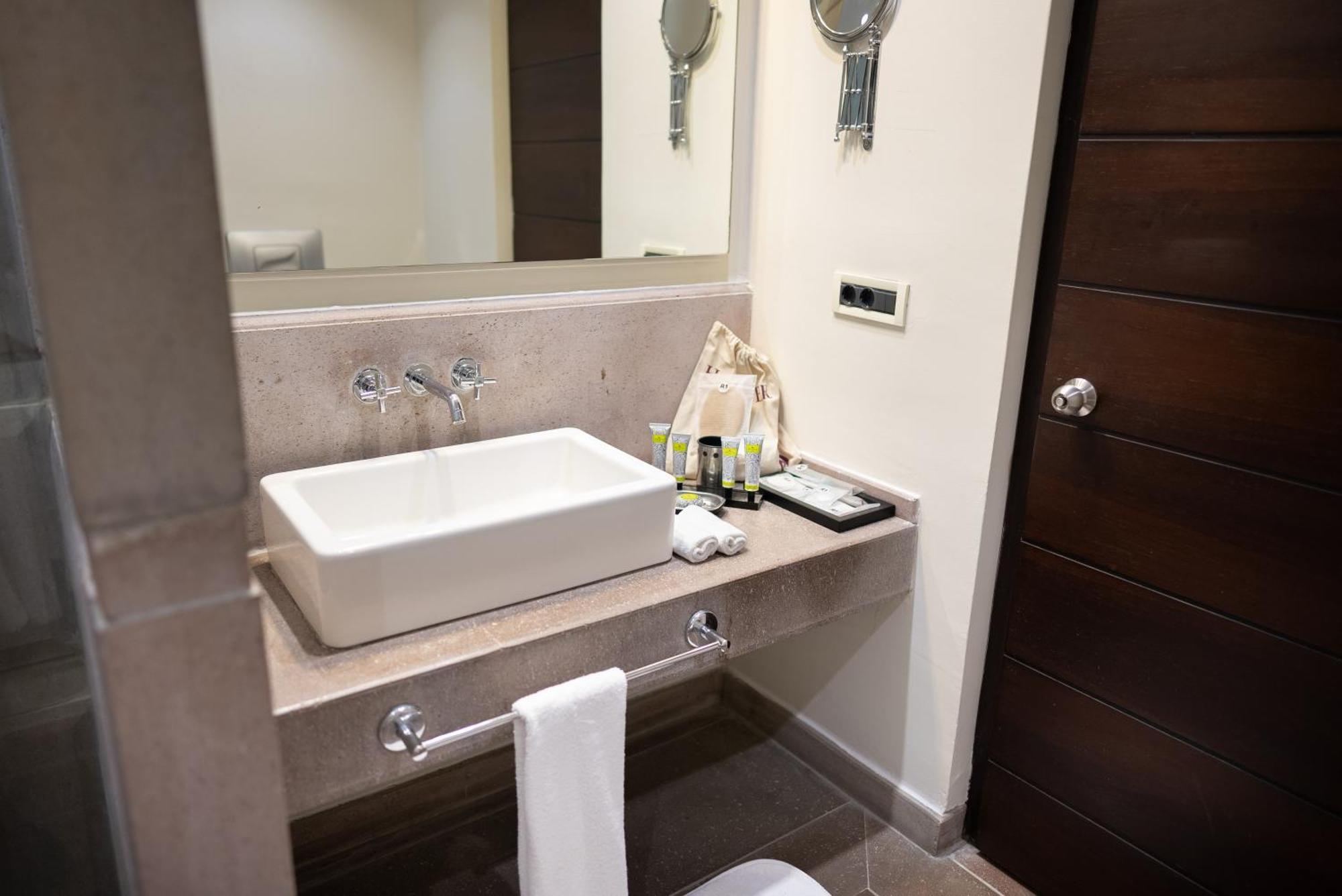 No81 Hotel Golturkbuku Ngoại thất bức ảnh